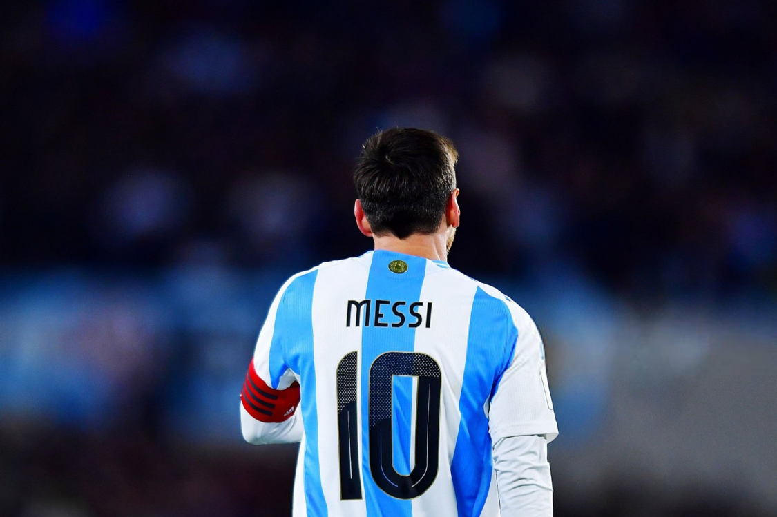 世界杯比赛在线观看地址-同行评10号位排名：梅西历史第一！马拉多纳第七、贝利第八！