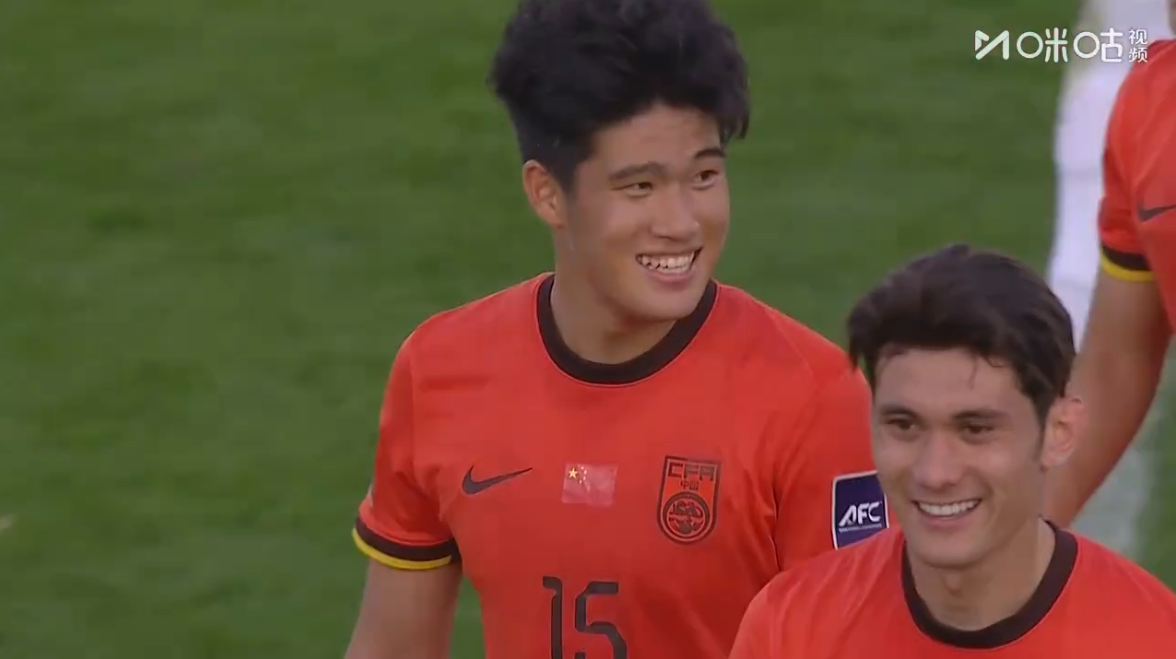 世界杯官方直播app官网下载官方正版-晋级还不够稳？亚洲杯给U23国足送来助攻：这下末战出线希望大增