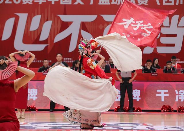 世界杯比赛在线观看地址-坎贝奇“两双”带领四川女篮力克WCBA领头羊