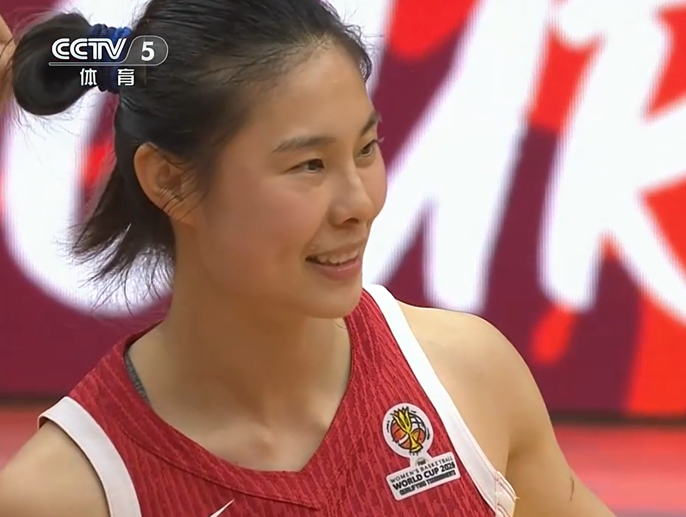 世界杯客户端安装说明-中国女篮晋级26年世界杯！王思雨笑得很开心，不断与张子宇互动